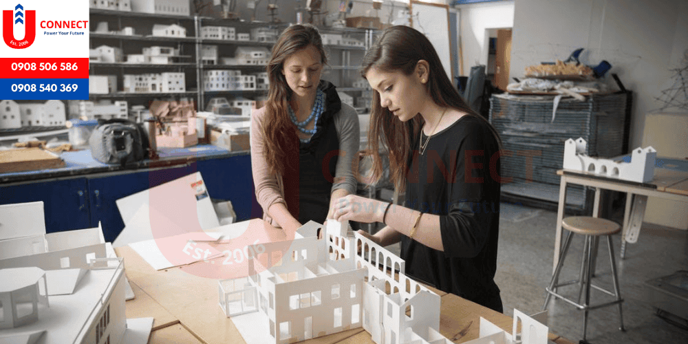 Trung học Worcester Academy, bang Massachusetts, Mỹ